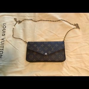 Louie Vuitton purse